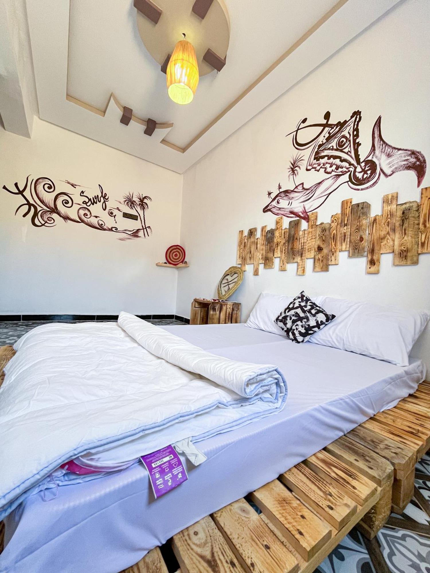 Boilers Surf House Hostel Tamri Exterior photo